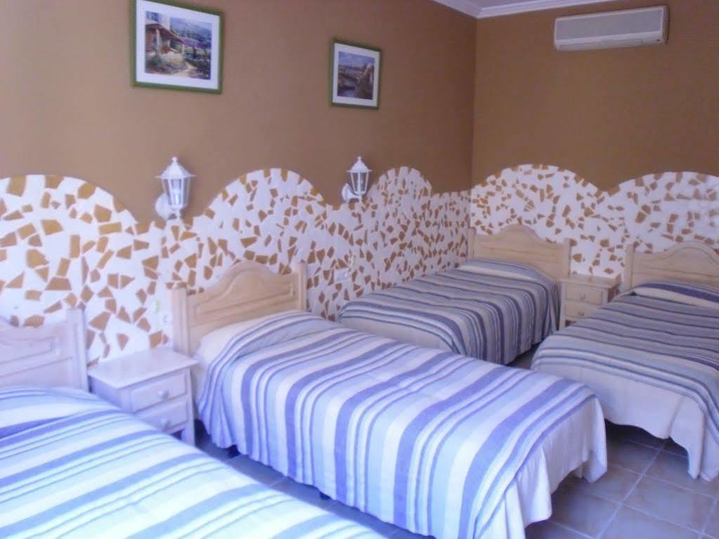 Hostal Tartessos Valencia Exterior photo