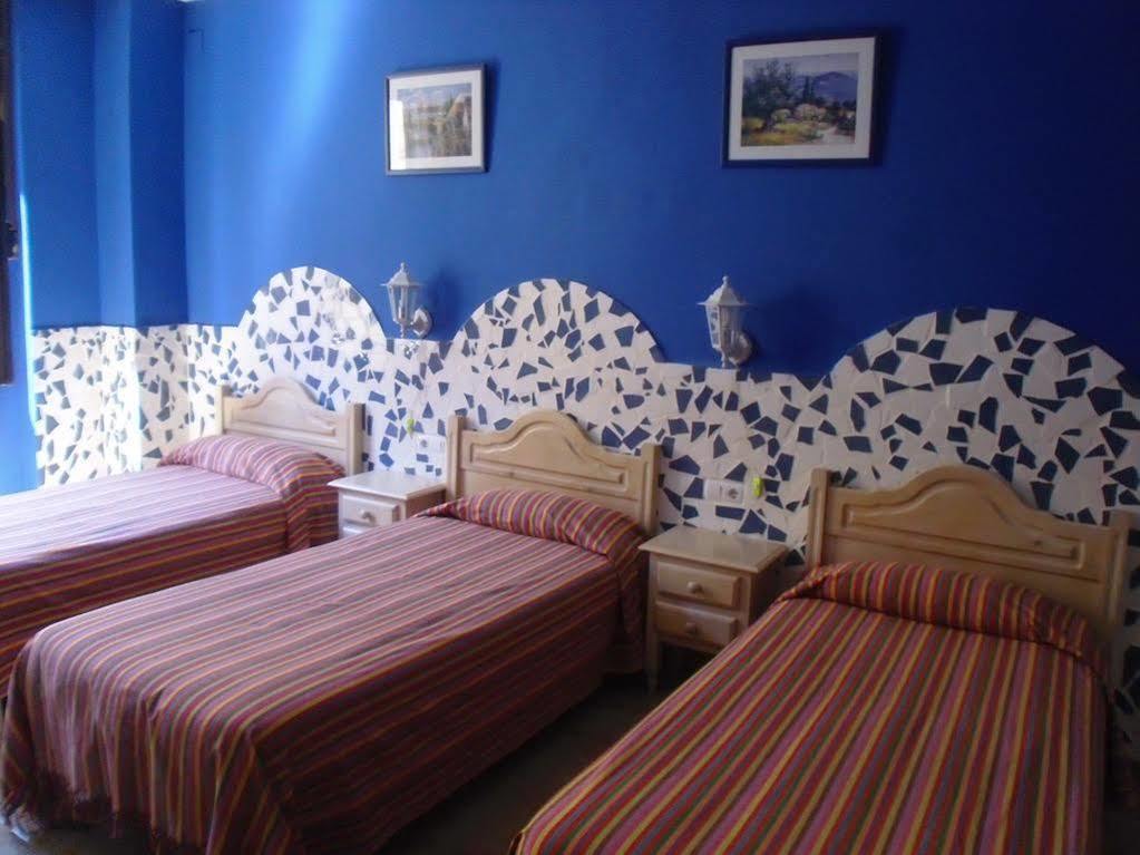 Hostal Tartessos Valencia Exterior photo