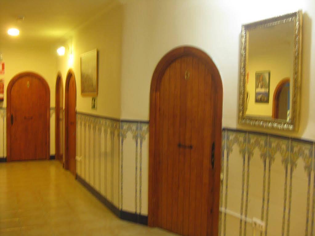 Hostal Tartessos Valencia Exterior photo